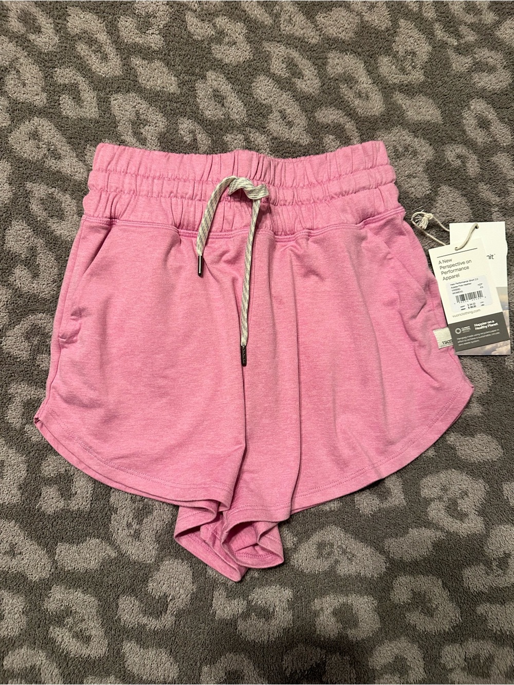 NWT Vuori Women’s Halo Performance Short 2.0